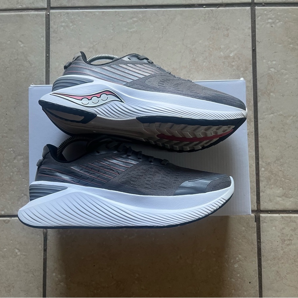 Saucony Women Endorphin Shift 3 Running Shoes Size 8.5